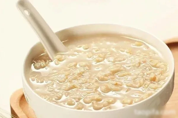 图片[1]-牛奶燕麦粥早餐店商用技术视频教程-小吃方略网