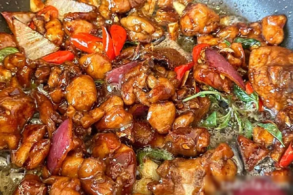 图片[1]-升级版鹿港炒鸡《精确到克》视频教程-小吃方略网