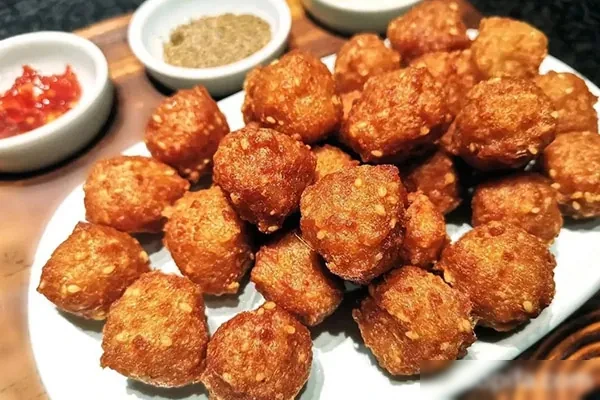 图片[1]-老北京干炸丸子视频教程-小吃方略网