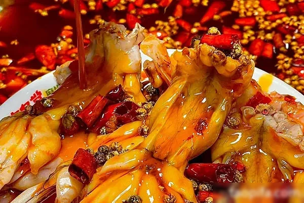 图片[1]-爆款七椒美蛙鱼火锅配方和视频教程-小吃方略网