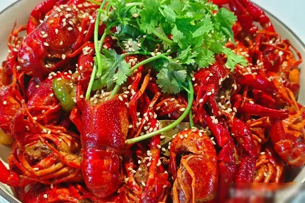 图片[1]-辣卤油焖蒜蓉小龙虾技术配方和视频教程-小吃方略网