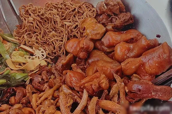 四川烹艺鲜卤现捞现炒干锅卤菜技术-小吃方略网