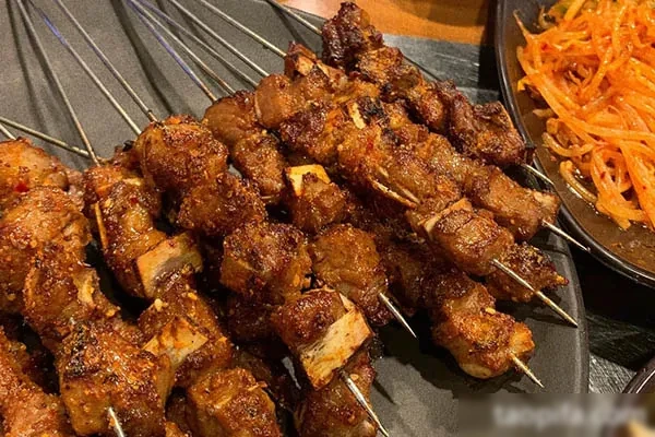 麻辣排骨串视频教程-小吃方略网