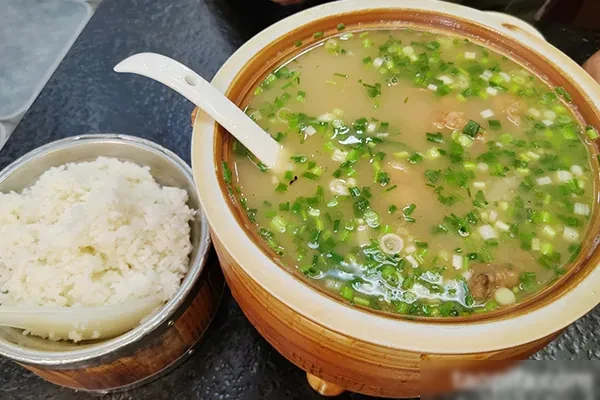 老细鱼汤泡饭技术视频教程-小吃方略网