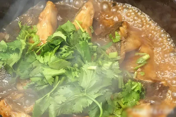 图片[1]-砂锅多宝鱼视频教程-小吃方略网