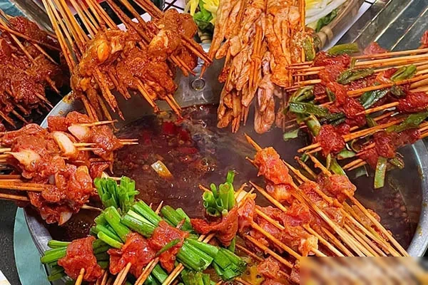 正宗商用四川火锅串串香技术教程-小吃方略网