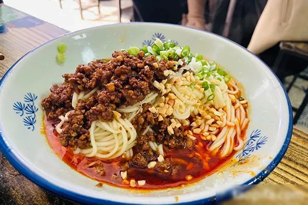 图片[1]-成都担担面技术配方和视频教程-小吃方略网