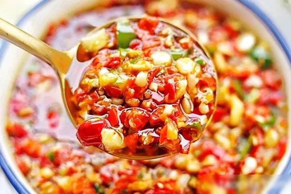 图片[1]-秘制辣椒油制作视频教程-小吃方略网