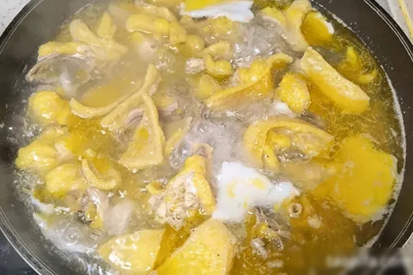 图片[1]-熟食店原价199贵妃黄油鸡技术-小吃方略网