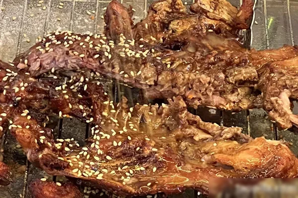 飘香铁板鸡架技术配方和视频教程-小吃方略网