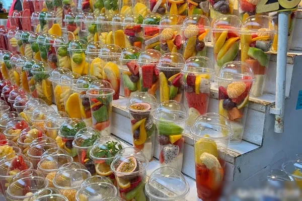 鲜榨果蔬汁及特调果汁视频-小吃方略网