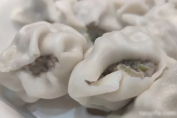 开口水饺的制作-小吃方略网