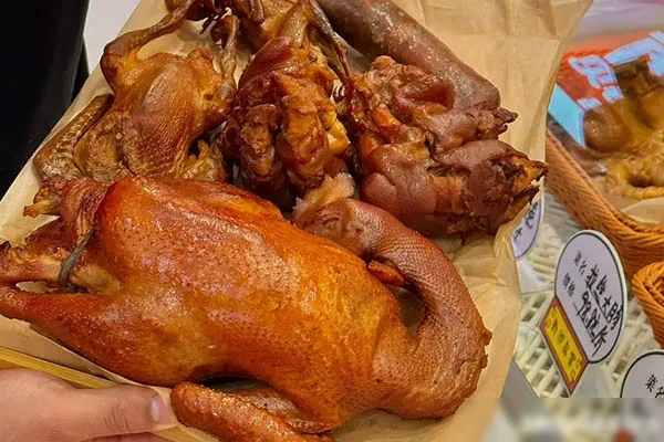 图片[1]-沟帮子熏鸡制作技术-小吃方略网