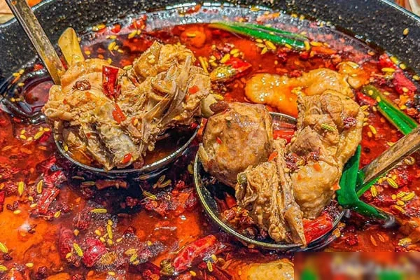 烧鸡公火锅制作教程-小吃方略网