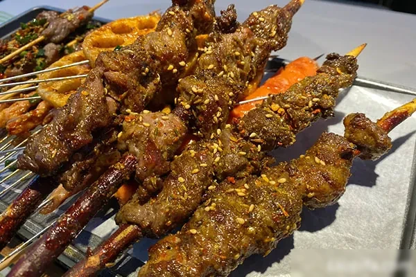 红柳大串烤牛肉技术配方和视频教程-小吃方略网