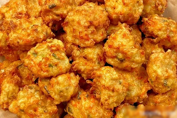 图片[1]-特色炸丸子制作视频教程-小吃方略网