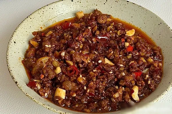 图片[1]-快手胖胖老杨香辣牛肉酱技术配方和视频教程-小吃方略网