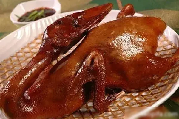 板鸭技术《熟食店熟食地摊档口必备》-小吃方略网