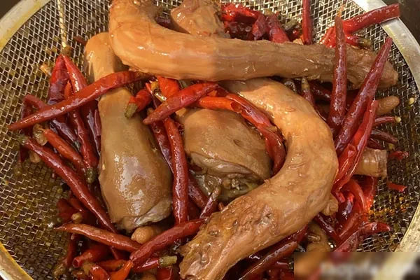 王氏现捞鸭脖技术配方资料12000米-小吃方略网