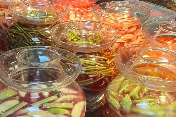 图片[1]-传统老坛泡菜 & 清爽洗澡泡菜-小吃方略网