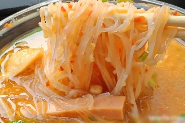 青岛烤粉丝实体店教程3600米-小吃方略网