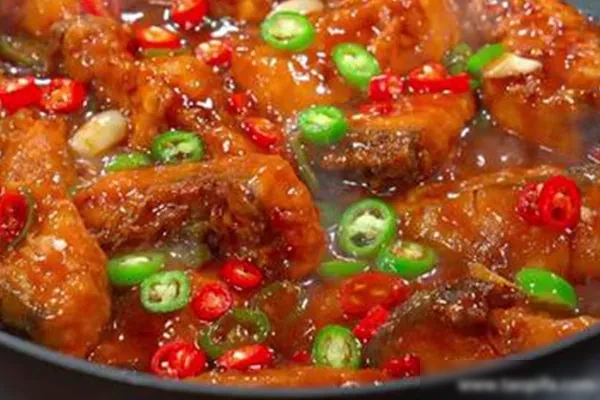 肉焖红烧鱼教学视频-小吃方略网