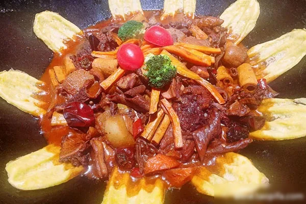 图片[1]-地锅牛杂技术视频教程-小吃方略网